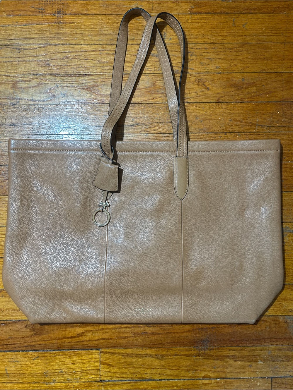 RADLEY LONDON Tan Pebbled Leather Tote with Charm